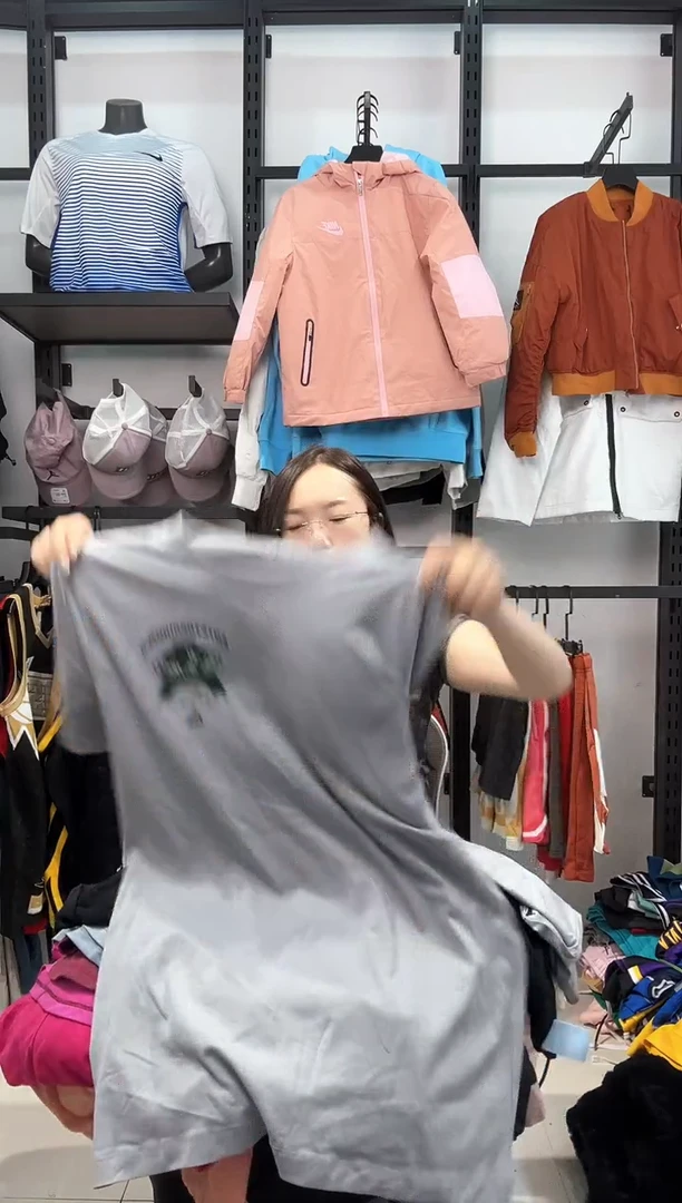 2622  编码  耐克卫衣服饰过款为准 尺码