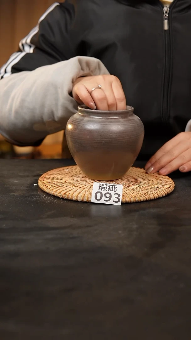 【闪购商品】瓷片093泥泥手工花盆