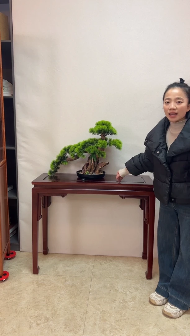 黑酸枝木类端景台马蹄腿条案