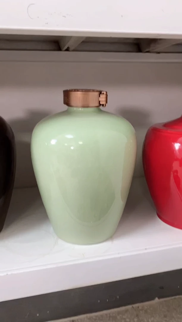 泥满堂陶瓷10斤豆青梅瓶微瑕不支持退换