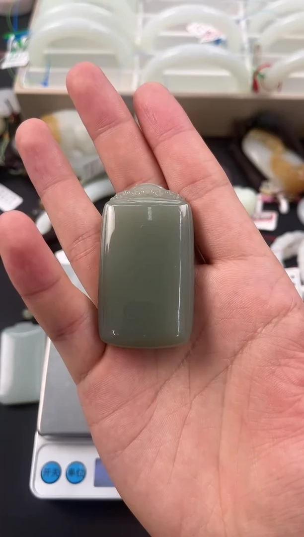 手串未镶嵌和田玉喷***猫且末青白无事牌微色差