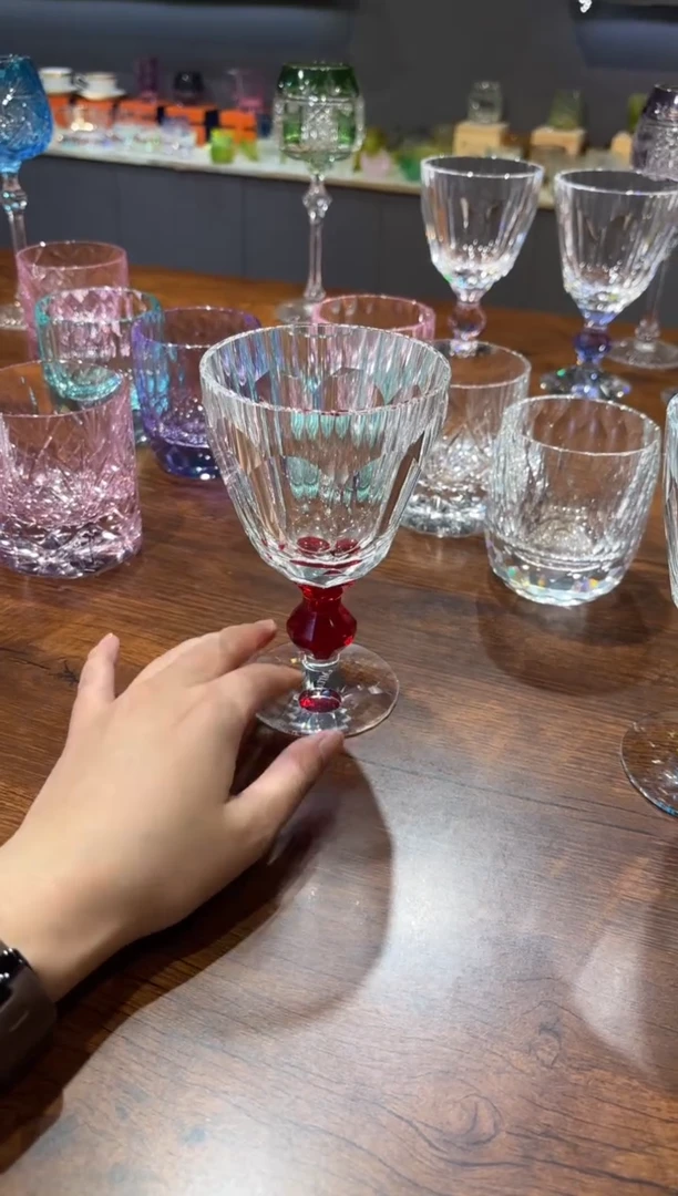 ?****?直播间单只 红色高脚杯
