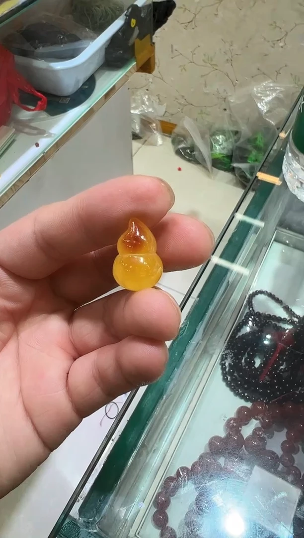 蜜蜡颈饰未镶嵌杨*xyj蜜蜡葫芦吊坠多样性发其一1.7