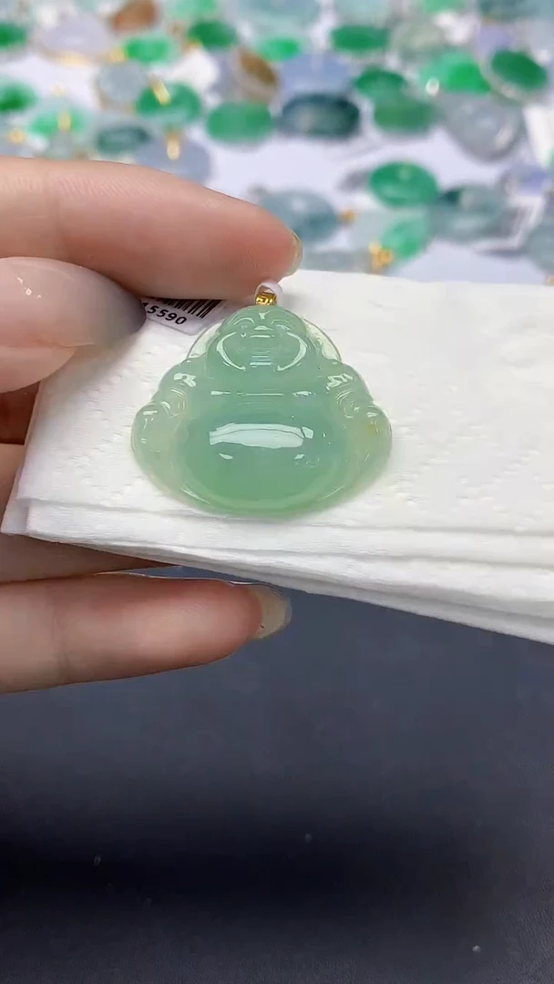 翡翠18K金镶嵌颈饰天然缅甸a货翡翠