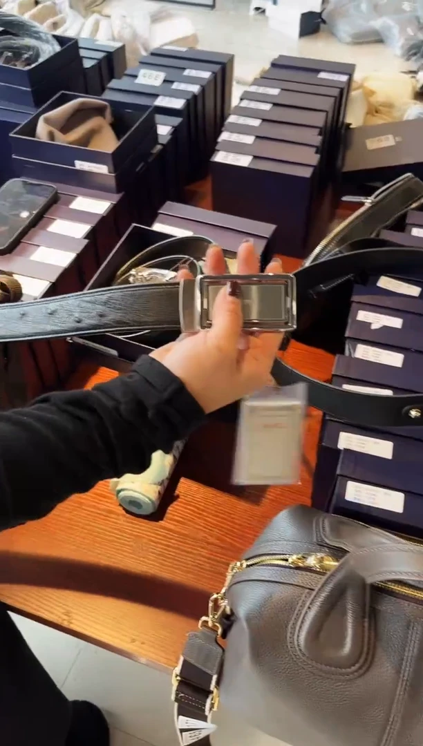 鸵鸟皮（革）469品牌男包清货中(不要卡单，理性消费）/长度115