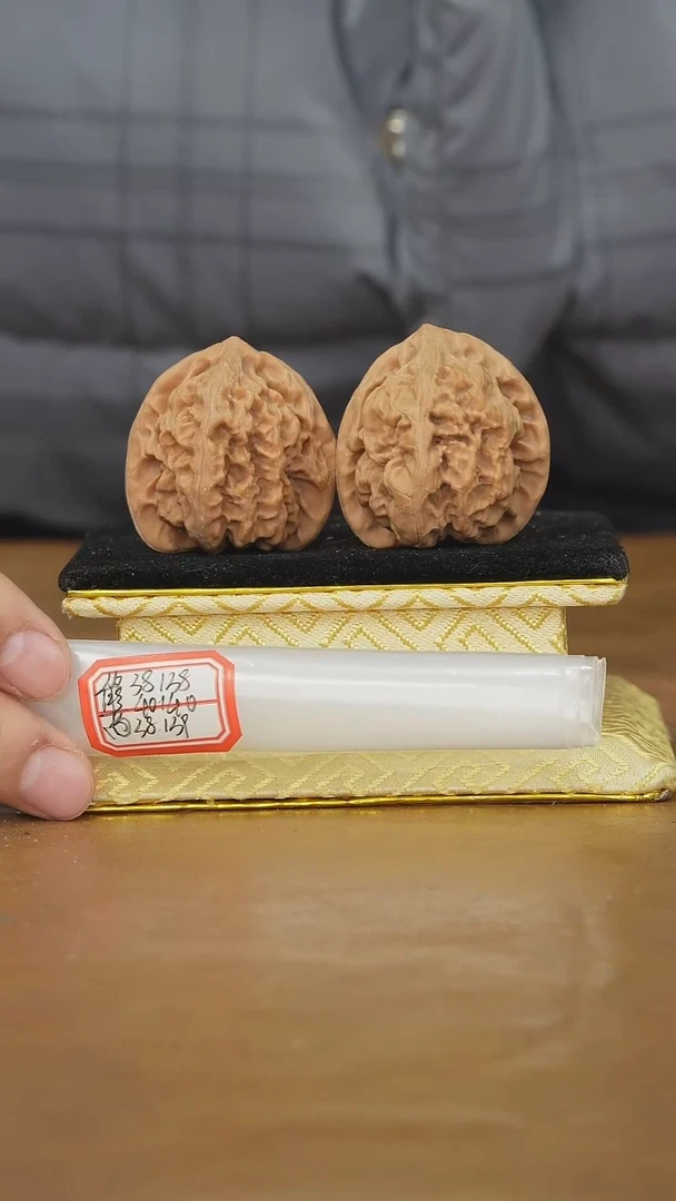 把件文玩核桃马蹄