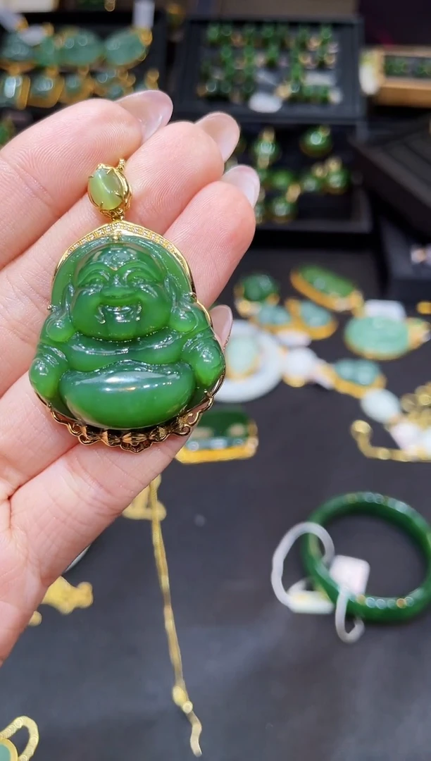 和田玉18K金镶嵌吊坠(赠链)33MM多样性发一