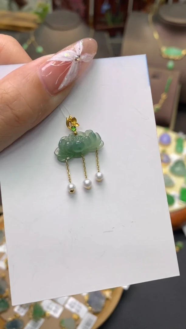 【闪购商品】翡翠颈饰18K金镶嵌净货11134