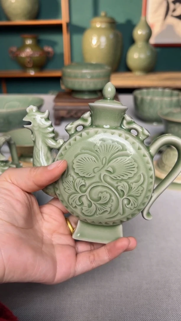 【闪购商品】其他耀州窑纯手工刻花牡丹凤鸣壶特价