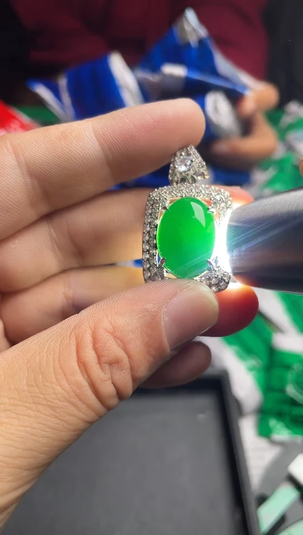 强子收货--所见即所得--多样性发货--HFH2466绿色蛋面