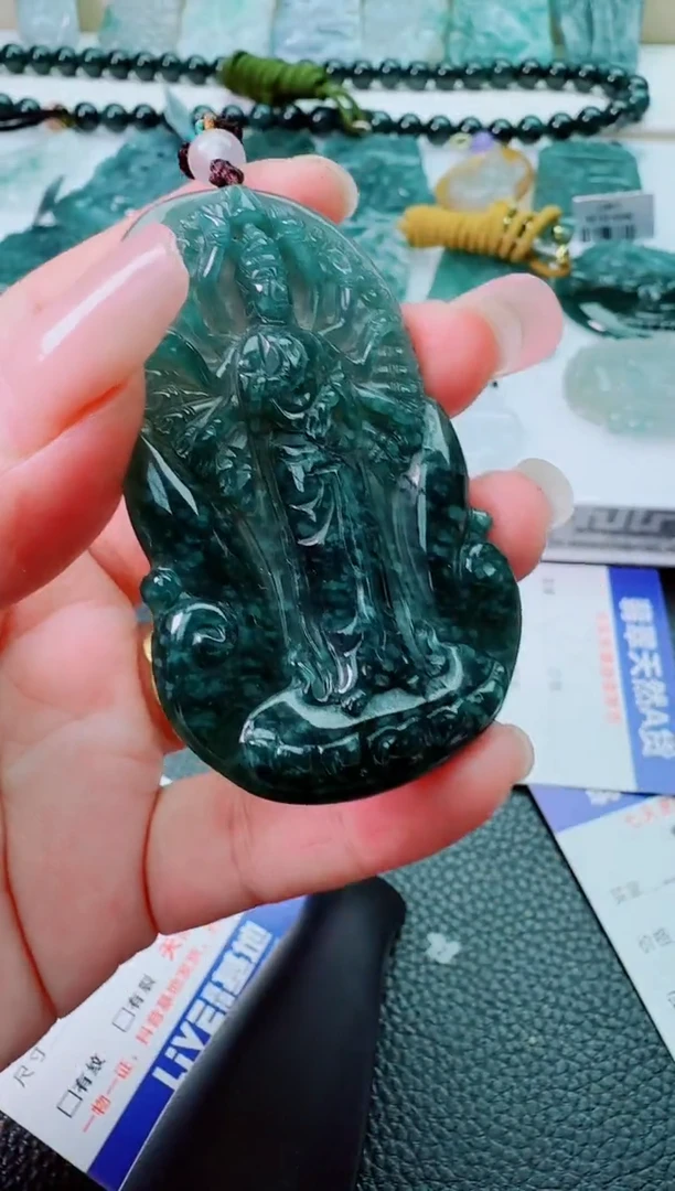 翡翠未镶嵌颈饰11111111111