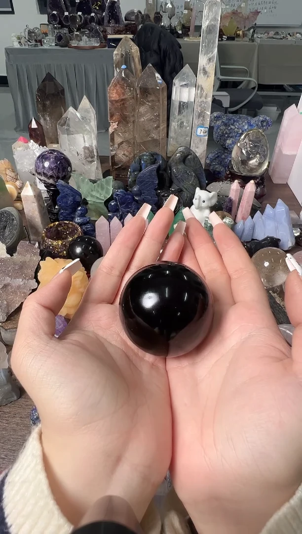 未镶嵌黑曜岩珠宝奇石M193 约5.8cm