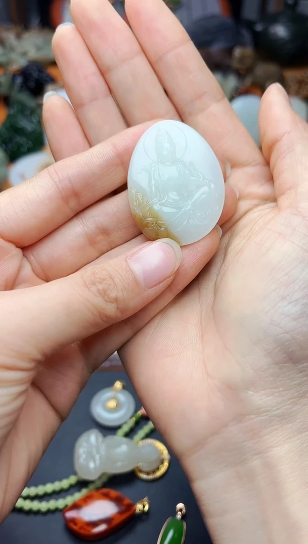 【闪购商品】和田玉颈饰未镶嵌观音