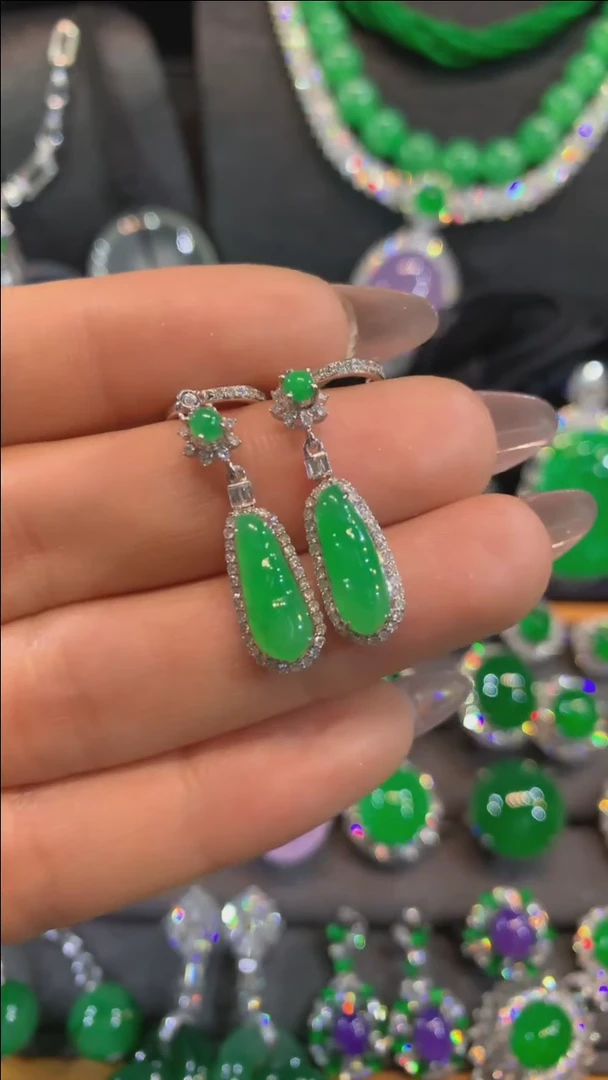 【闪购商品】翡翠耳饰18K金镶嵌耳饰