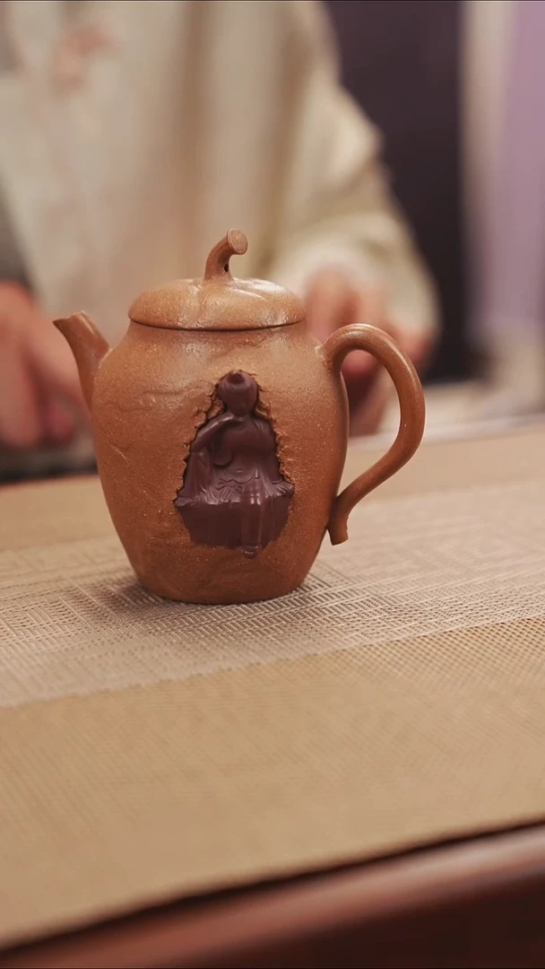 原矿老段泥水月观音紫砂壶16