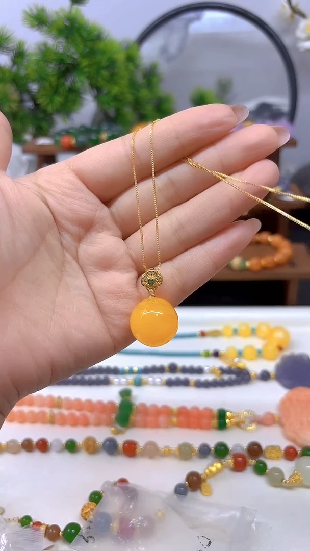 蜜蜡吊坠(赠链)银S925镀金镶嵌D02