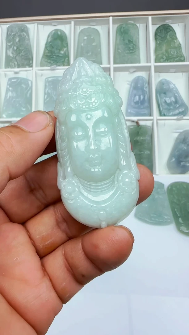 【闪购商品】翡翠颈饰未镶嵌天然A货翡翠