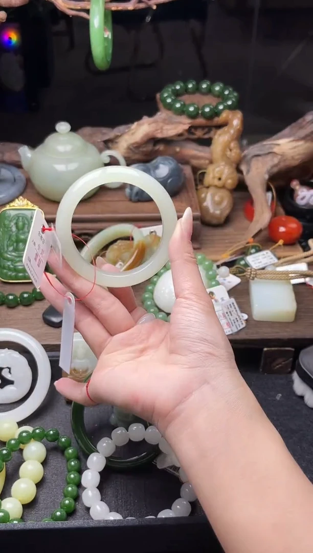 未镶嵌手镯和田玉青海晴水 55圈9014082