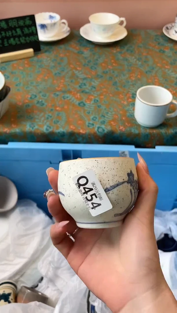 瓷片隐***膀瓷器瓷器Q454