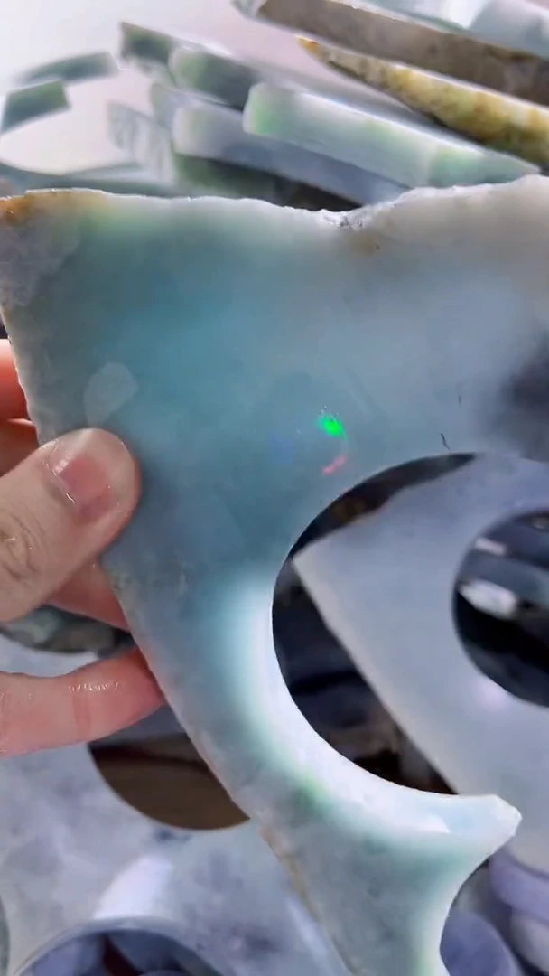 翡翠裸石缅甸翡翠A货文641