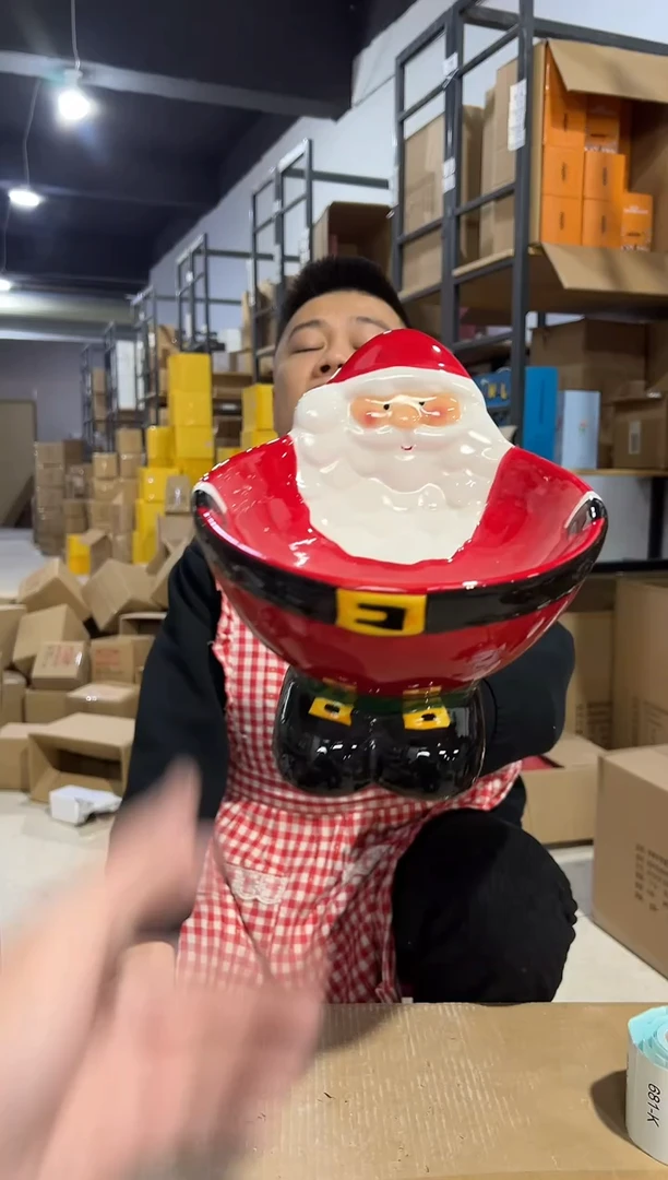 【闪购商品】杯陶瓷圣诞老人抱盆