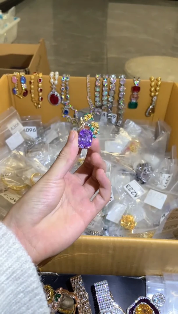 非金属无简约气质经典百搭款A302