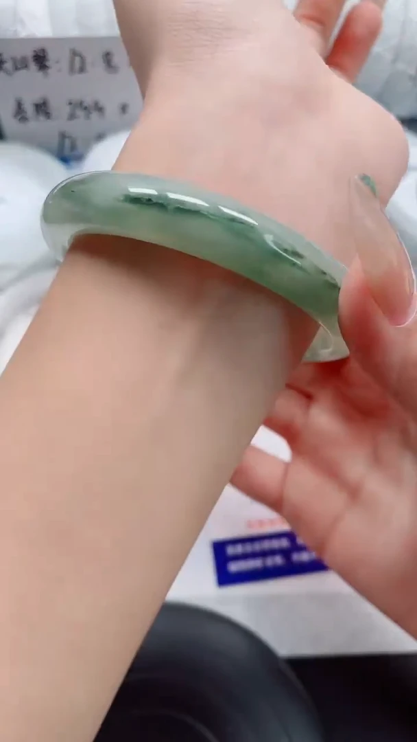 未镶嵌手镯石英质玉41-58/59