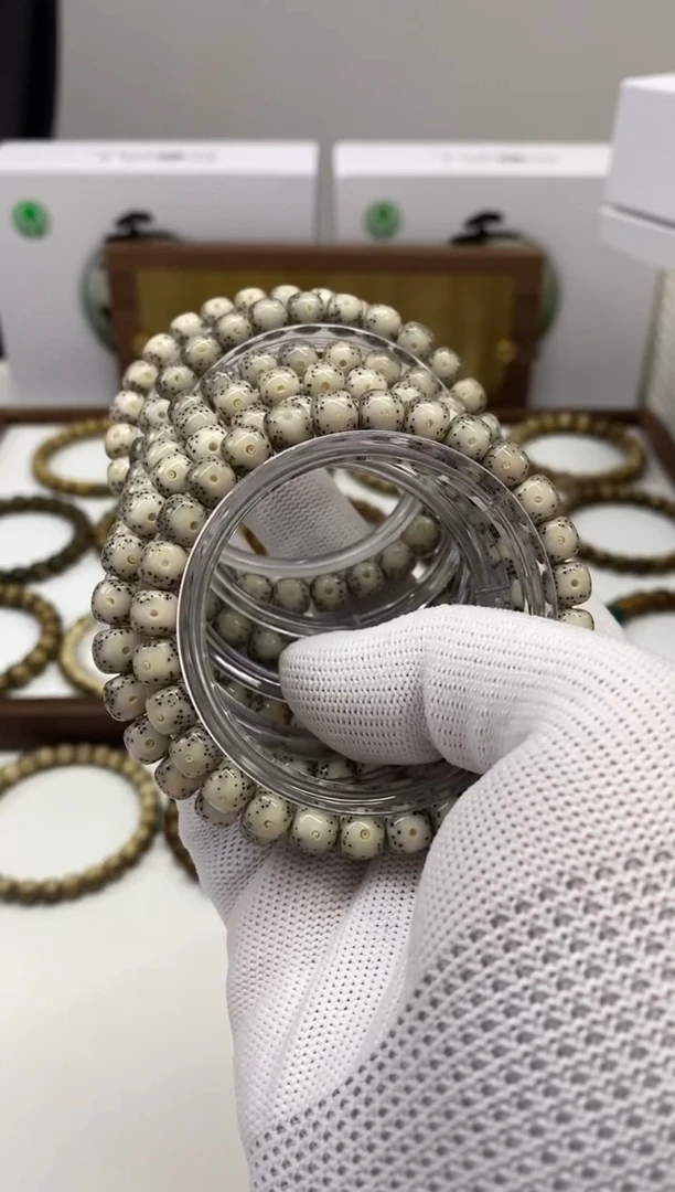 【闪购商品】星月菩提手串120 石玉料小冰糖手串 8*7mm