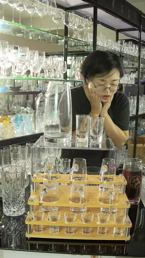 水晶玻璃平底款17001分酒器一个+GS0081两个+送1511一个