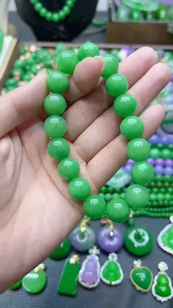 颈饰未镶嵌翡翠12mm绿串