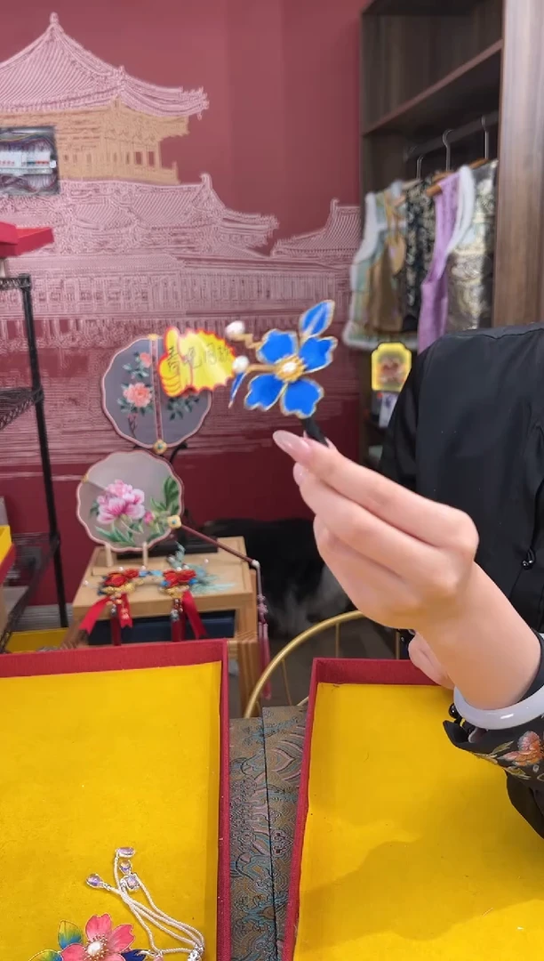 【闪购商品】刺绣非遗绒花（发饰）
