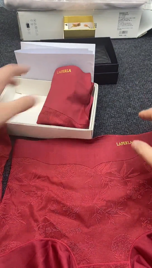 其他如图所示 平安高端礼品