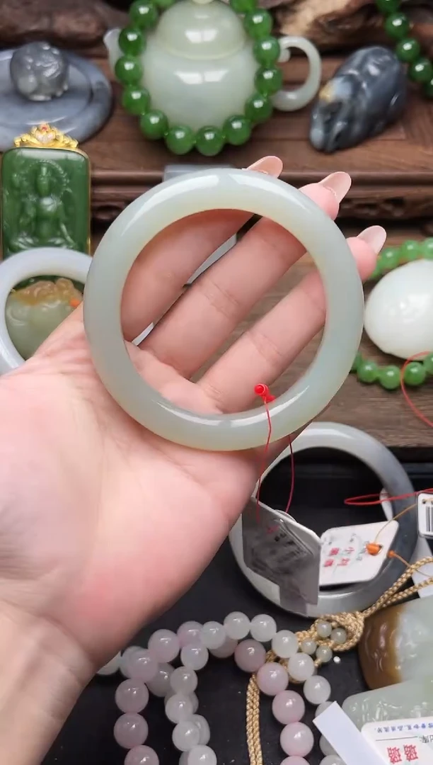 未镶嵌手镯和田玉且末青白 57圈9009923