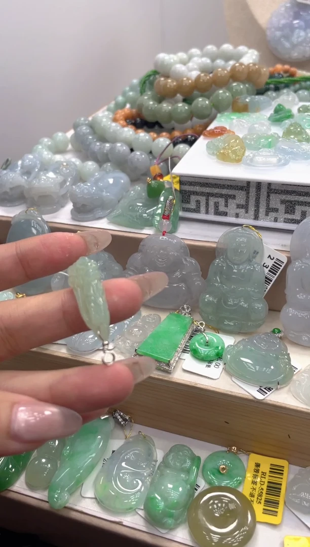 颈饰未镶嵌翡翠104多样性发货