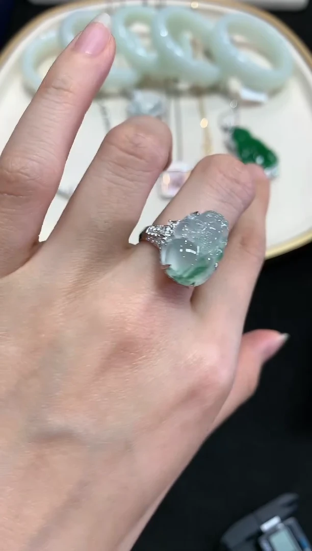 【闪购商品】翡翠戒指18K金镶嵌W143|29800