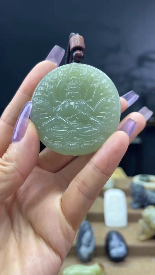 颈饰未镶嵌和田玉1