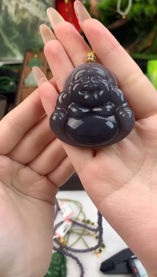 颈饰未镶嵌和田玉吊坠