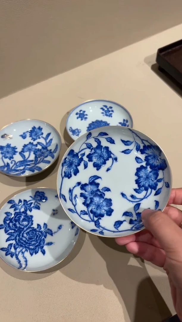 疯***城定向描金海棠茶点碟