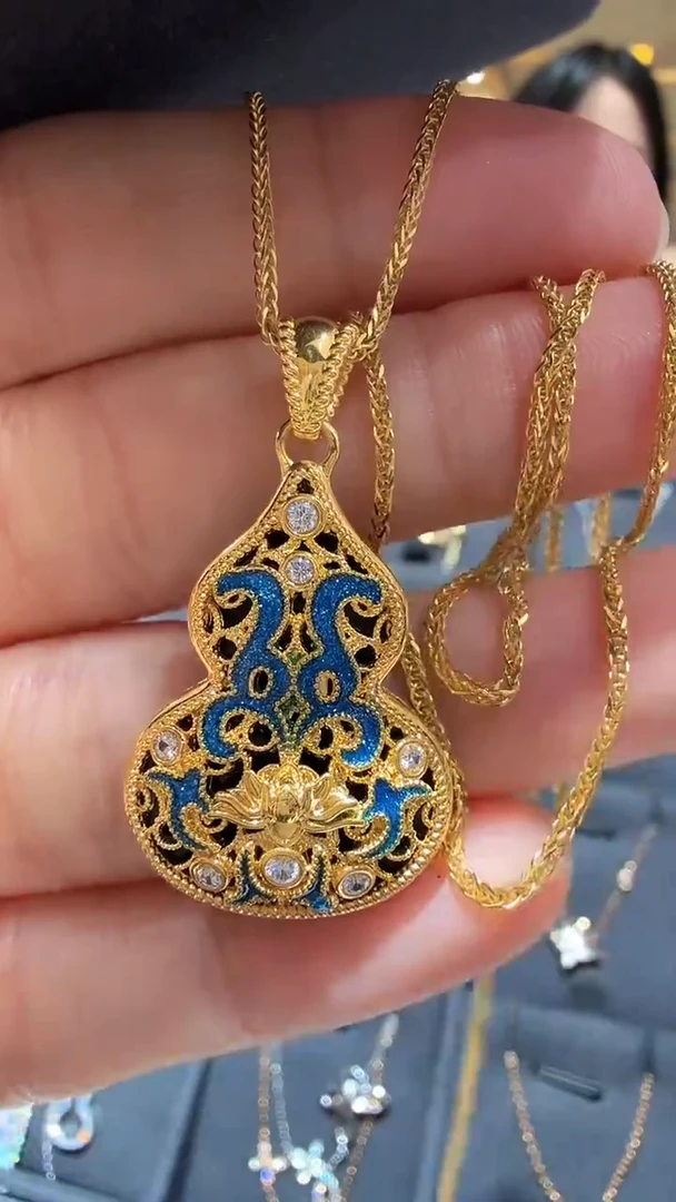 18K金镶嵌合成碳硅石（莫桑石）吊坠(不含链)大葫芦吊坠