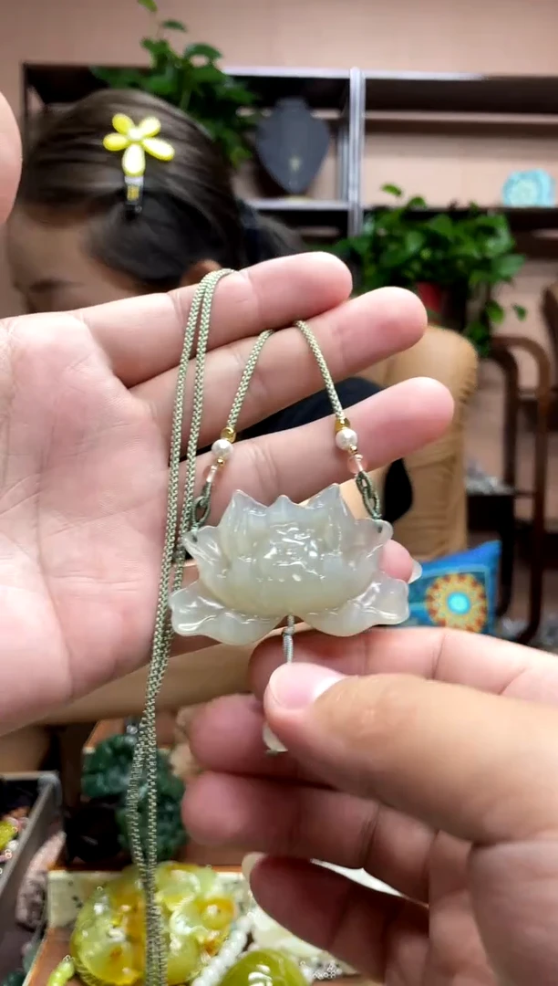 未镶嵌岫玉吊坠·2
