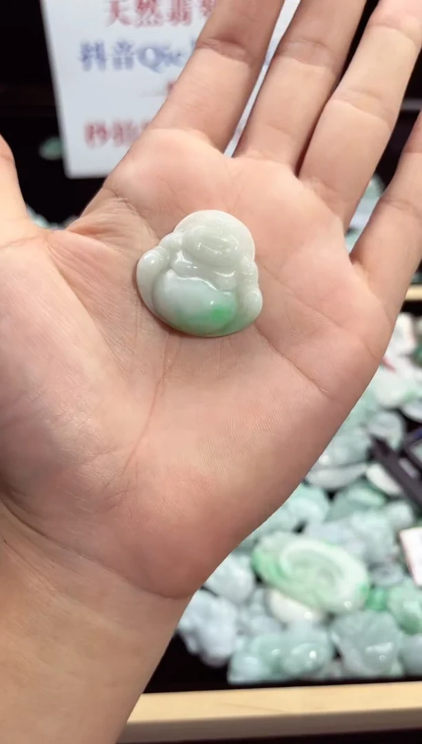 颈饰未镶嵌翡翠翡翠A货吊坠