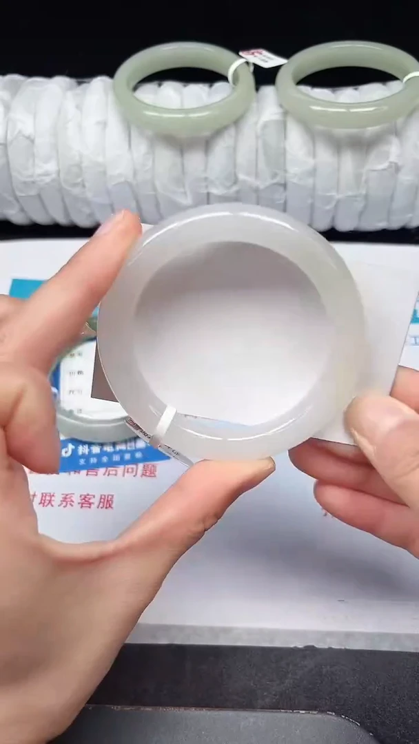 未镶嵌手镯石英质玉61-54/55