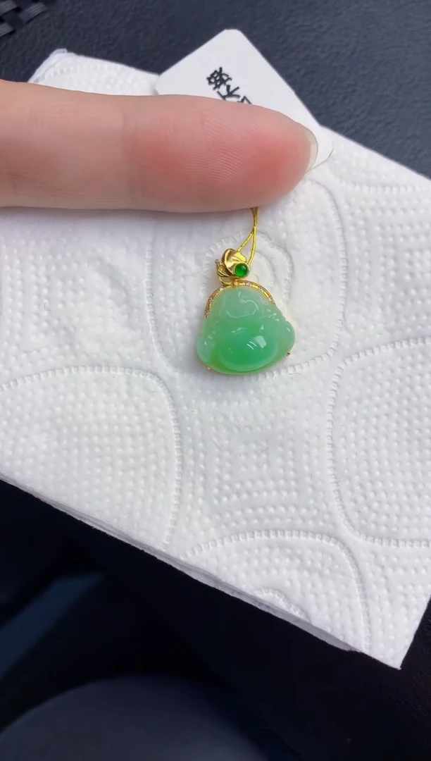 颈饰18K金镶嵌翡翠天然翡翠缅甸A货