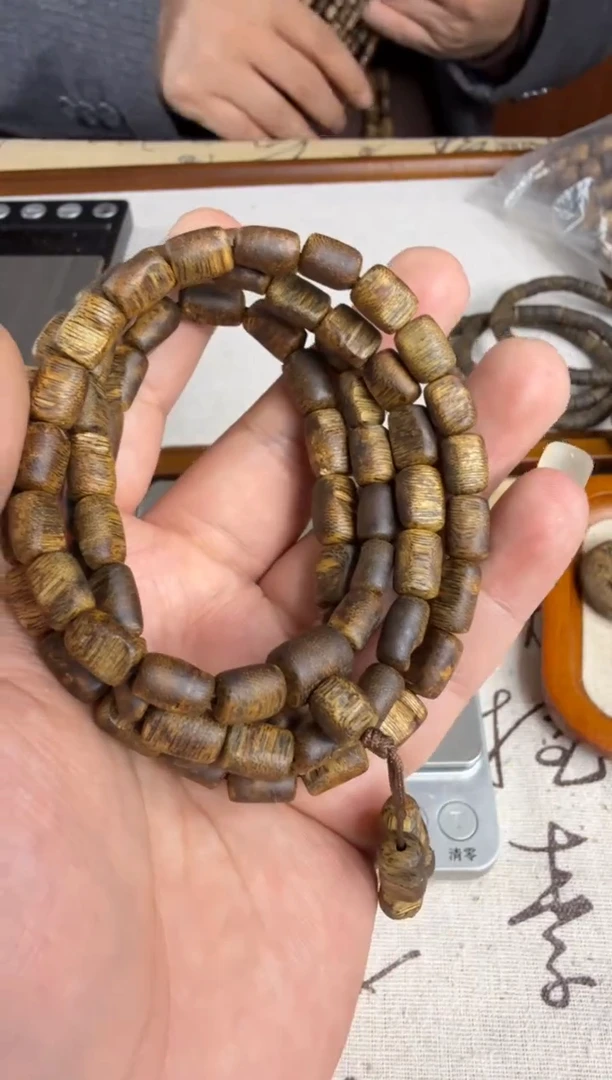 沉香手串奇楠沉香乌身圆叶随形留疤多圈手串一条19.5g