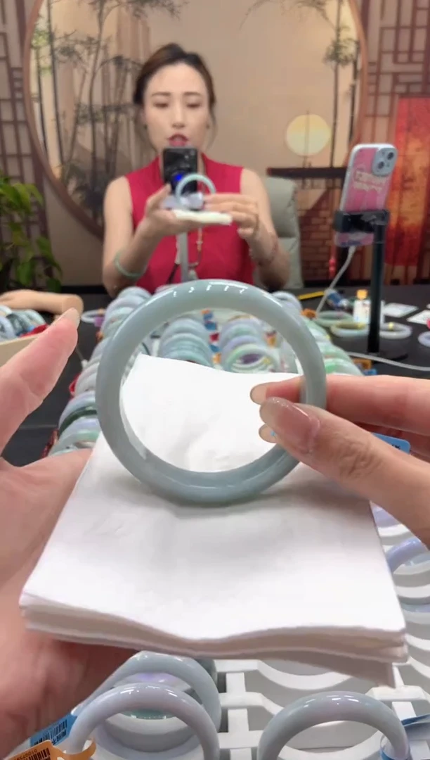 翡翠手镯未镶嵌000029049