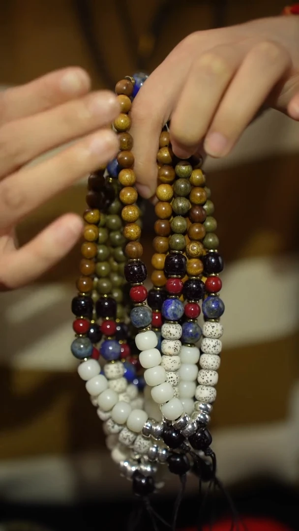 【闪购商品】金丝楠手串/手链胜券在握手机链