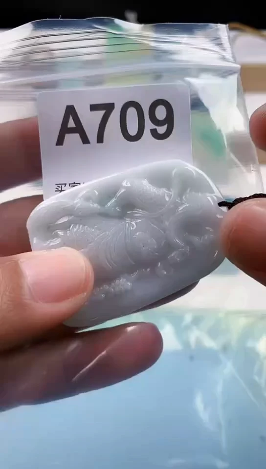 【闪购商品】翡翠挂件未镶嵌天然翡翠吊坠挂件