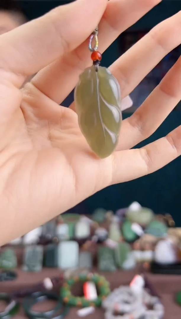 【闪购商品】和田玉颈饰未镶嵌ZZ 拍一发一 多样性发货