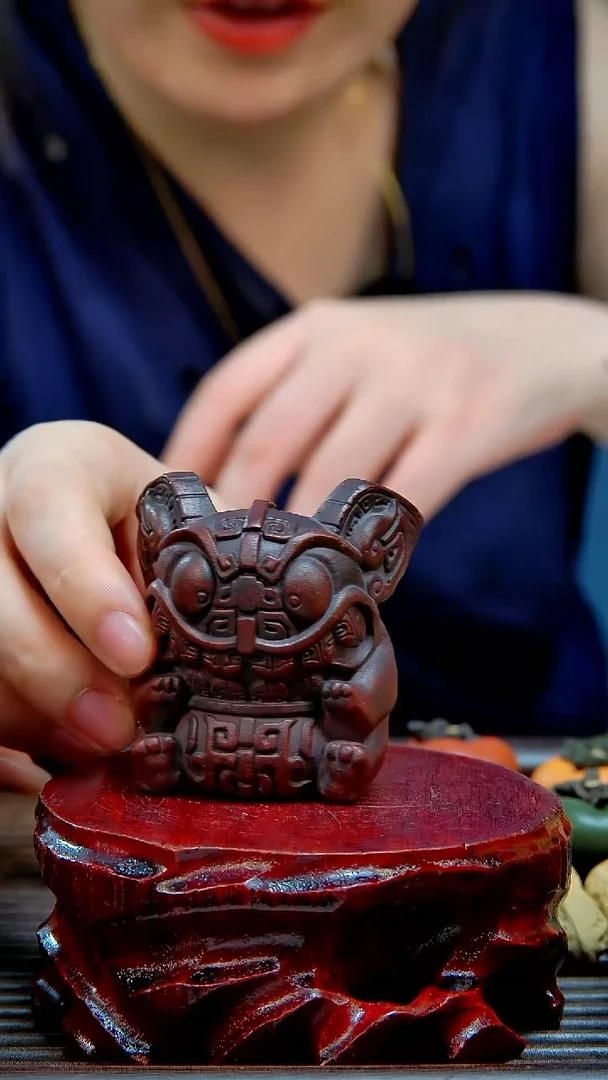 宜兴紫砂手工吞金兽