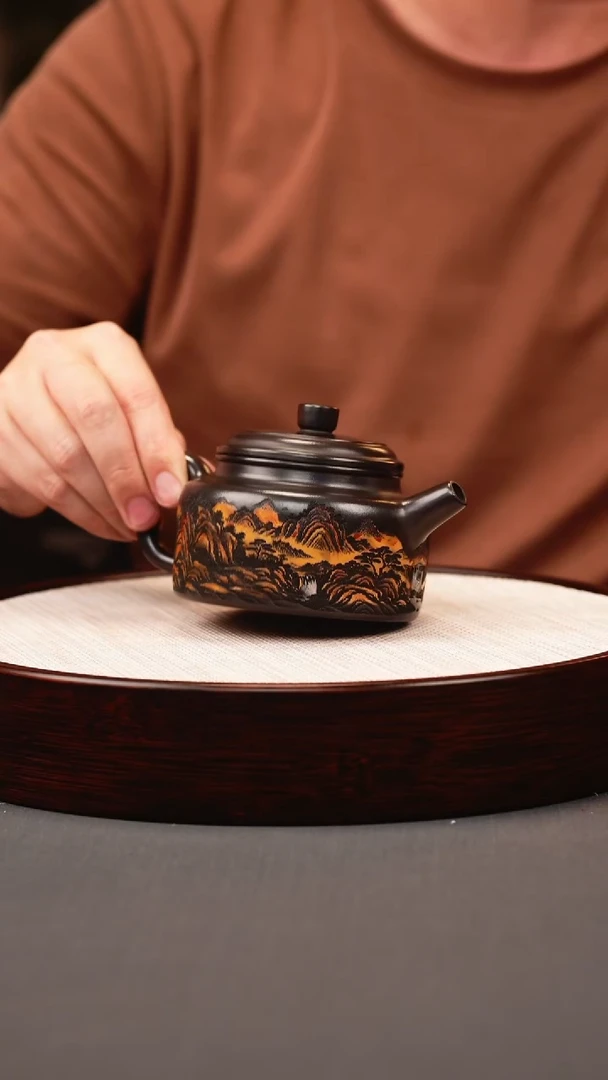 茶壶紫砂石黄 德中 彩刻山水